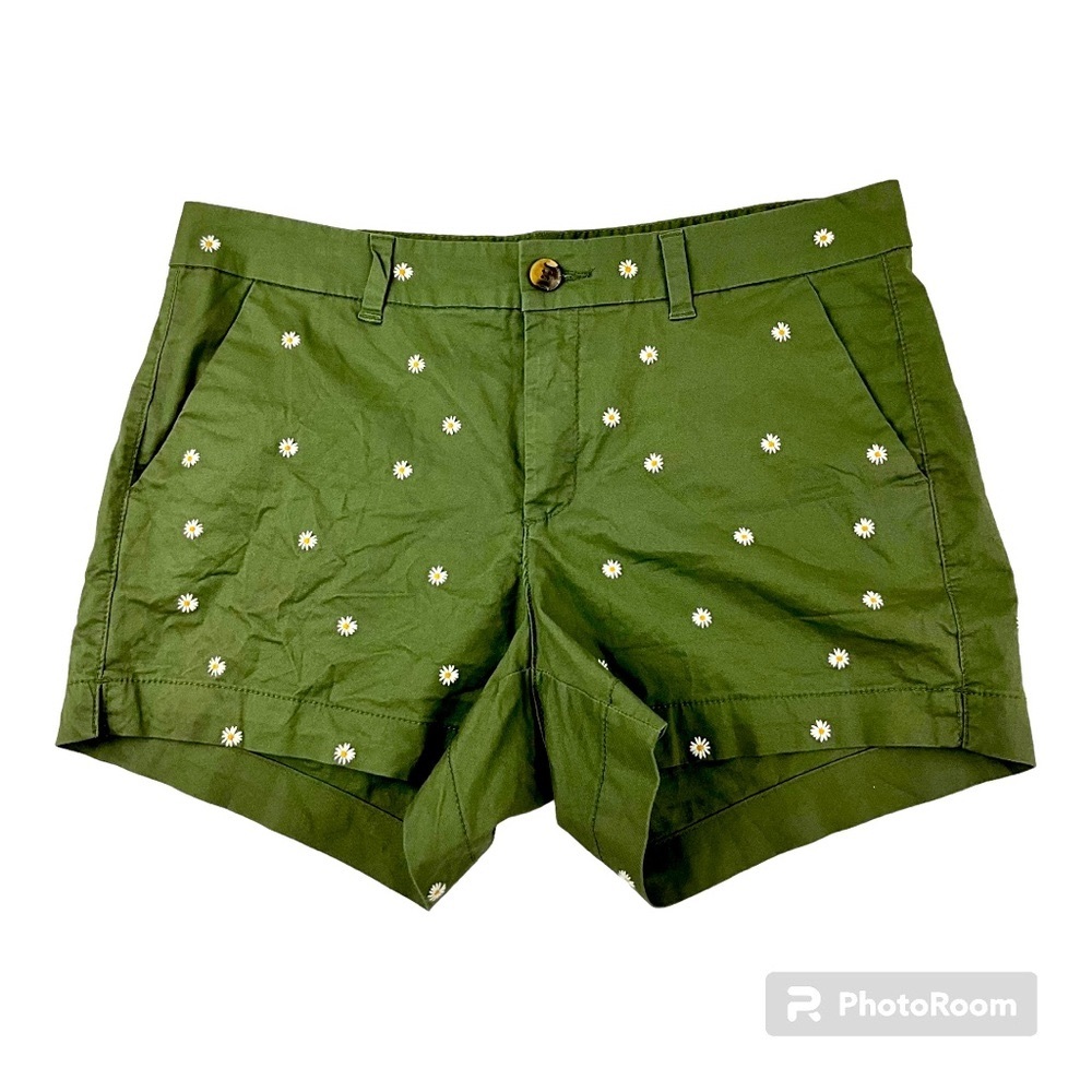 Old Navy Shorts Green daisy flower print Size 10